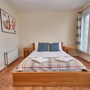 https://lets-edinburgh.edinburghhotelsuk.org